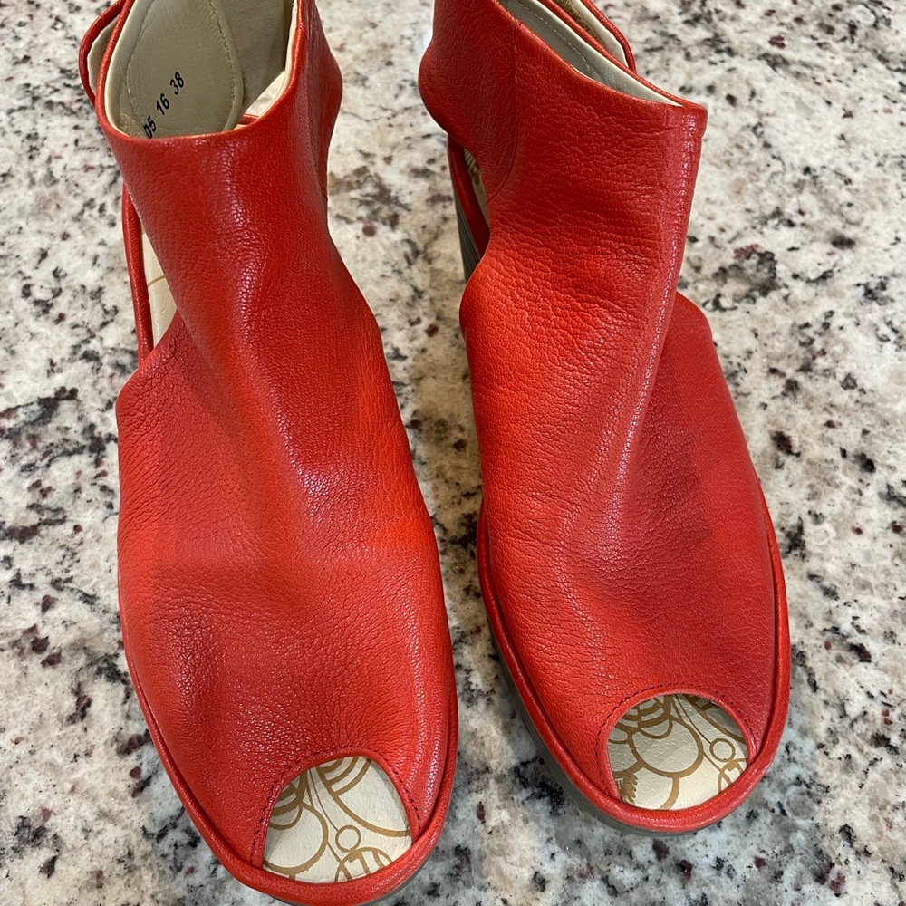 Stylish Red Peep-Toe Women's Shoes